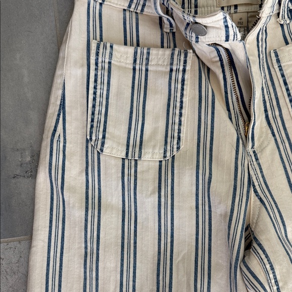 Striped Wide-Leg Pants - Picture 2 of 3